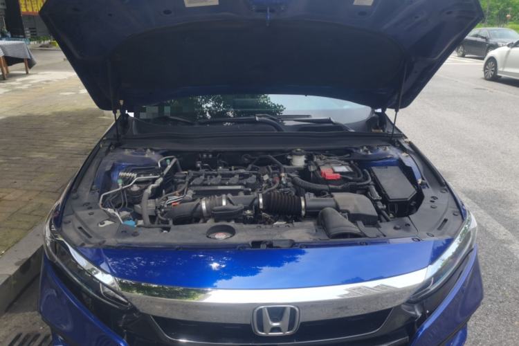 Used Honda Accord 2018 260TURBO Elite Edition China V Engine Bay