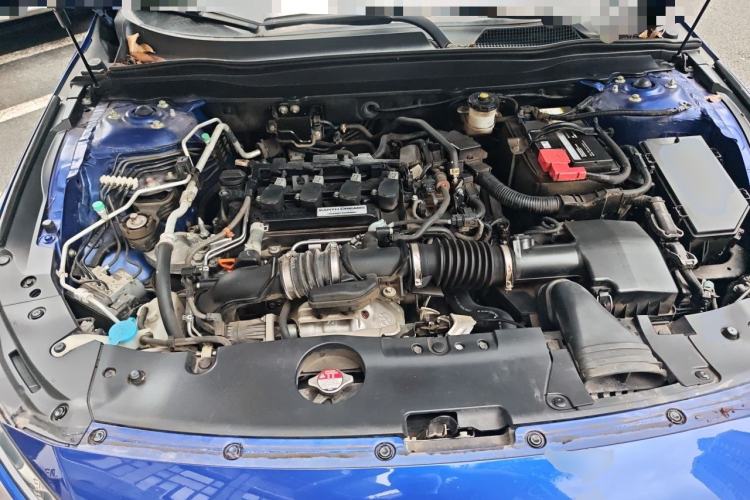 Used Honda Accord 2018 260TURBO Luxury Edition China V Emission Standard Engine Bay