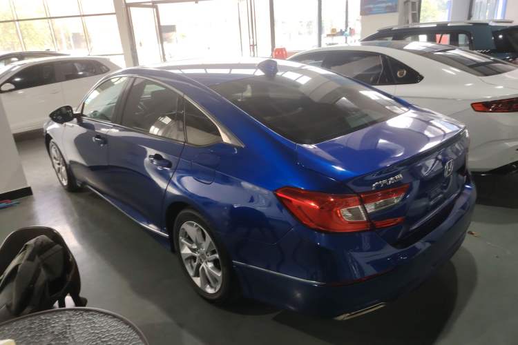 Used Honda Accord 2018 260TURBO Luxury Edition China V Emission Standard Exterior 2