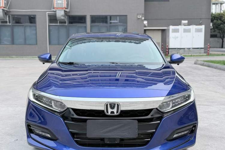 Used Honda Accord 2018 260TURBO Luxury Edition China V Emission Standard Exterior 9