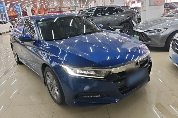 Used Honda Accord 2018 260TURBO Luxury Edition China V Emission Standard Front Right 45 Deg