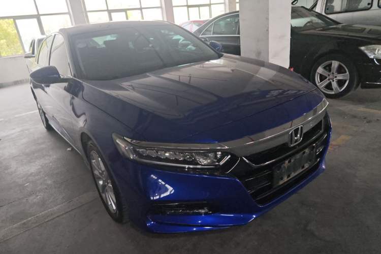 Used Honda Accord 2018 260TURBO Elite Edition China V Front Right 45 Deg