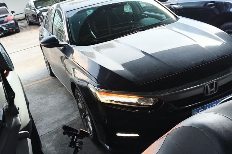 Used Honda Accord 2018 260TURBO Elite Edition China V Front Right 45 Deg