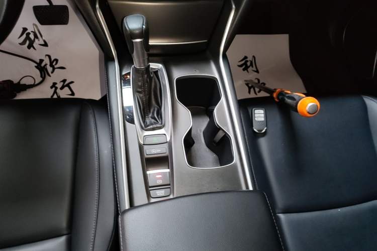 Used Honda Accord 2018 260TURBO Elite Edition China VI Gear Lever