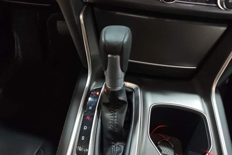 Used Honda Accord 2018 260TURBO Elite Edition China VI Gear Lever
