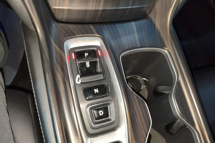 Used Honda Accord 2018 Rui Hybrid 2.0L Rui Ling Version China V Gear Lever