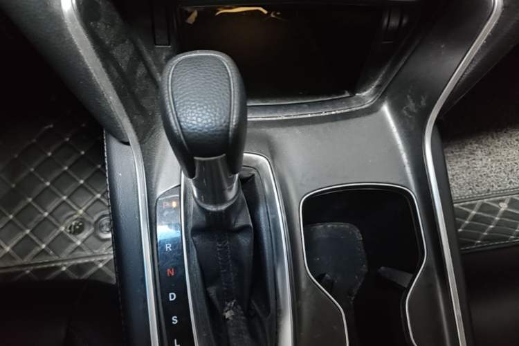 Used Honda Accord 2018 260TURBO Luxury Edition China V Emission Standard Gear Lever