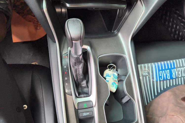 Used Honda Accord 2018 260TURBO Prestige Edition China VI Gear Lever