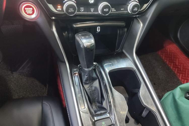 Used Honda Accord 2018 260TURBO Elite Edition China VI Gear Lever