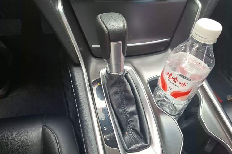 Used Honda Accord 2018 260TURBO Luxury Edition China V Emission Standard Gear Lever