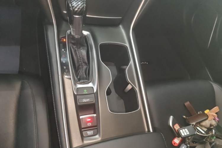 Used Honda Accord 2018 260TURBO Elite Edition China V Gear Lever