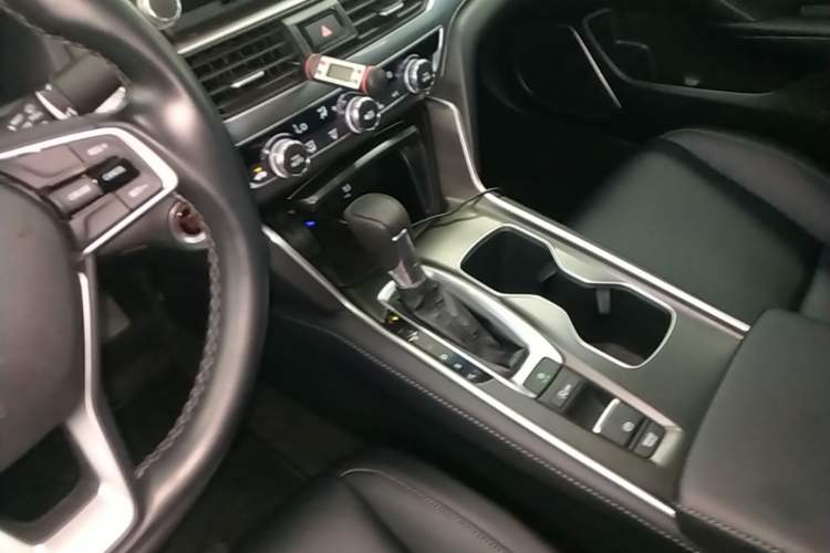 Used Honda Accord 2018 260TURBO Elite Edition China V Gear Lever