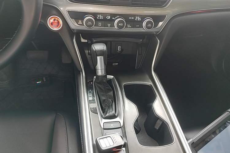 Used Honda Accord 2018 260TURBO Elite Edition China V Gear Lever