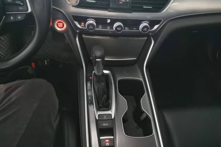 Used Honda Accord 2018 260TURBO Luxury Edition China VI Gear Lever