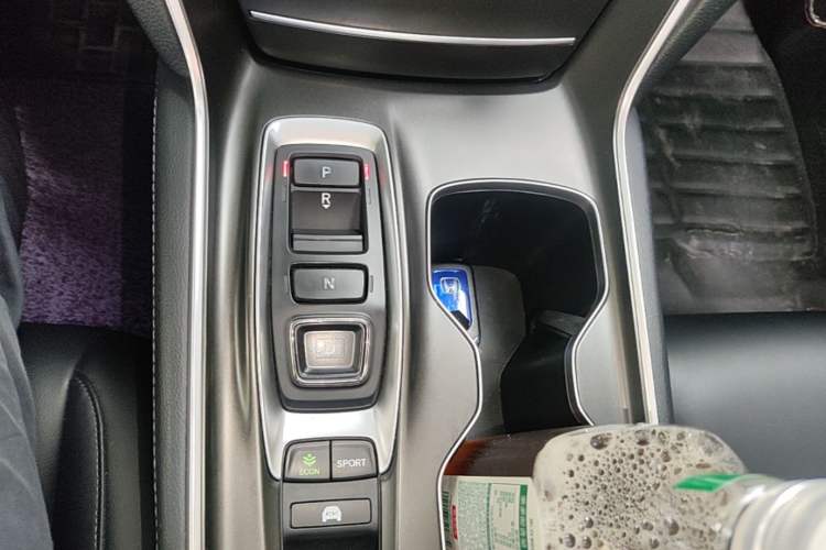 Used Honda Accord 2018 Rui Hybrid 2.0L Rui Ling Version China V Gear Lever