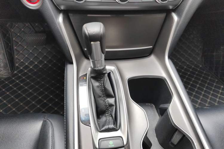 Used Honda Accord 2018 260TURBO Elite Edition China VI Gear Lever