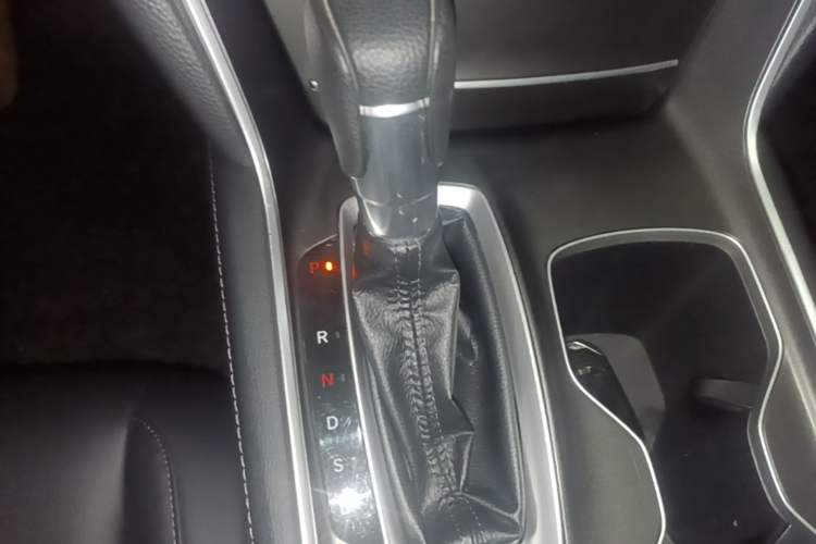 Used Honda Accord 2018 260TURBO Elite Edition China VI Gear Lever