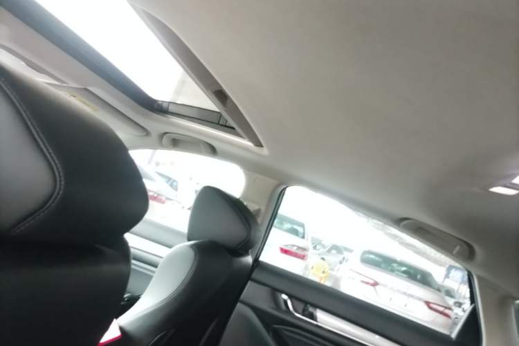 Used Honda Accord 2018 260TURBO Luxury Edition China V Emission Standard Headliner