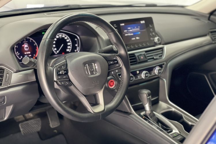 Used Honda Accord 2018 260TURBO Luxury Edition China V Emission Standard Interior 1