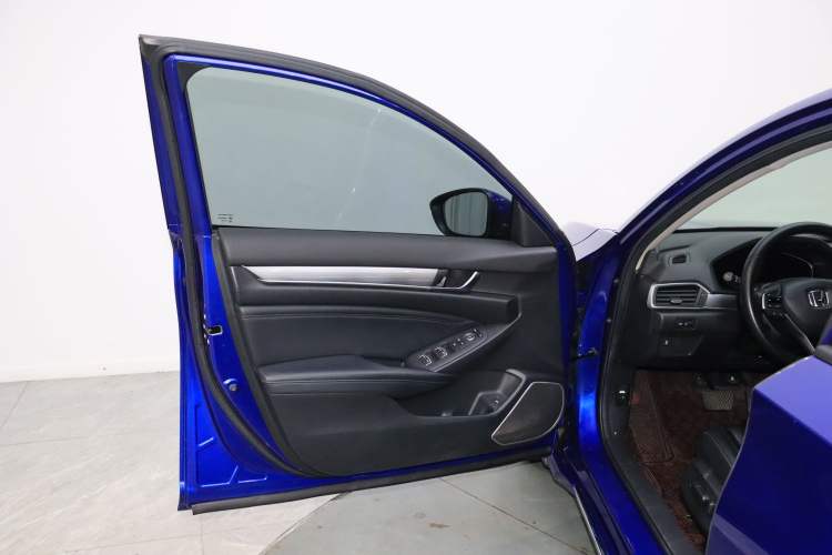 Used Honda Accord 2018 260TURBO Elite Edition China V Interior 1