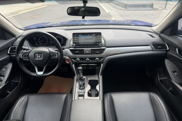 Used Honda Accord 2018 260TURBO Elite Edition China VI Interior 2