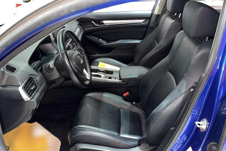 Used Honda Accord 2018 260TURBO Luxury Edition China V Emission Standard Interior 2
