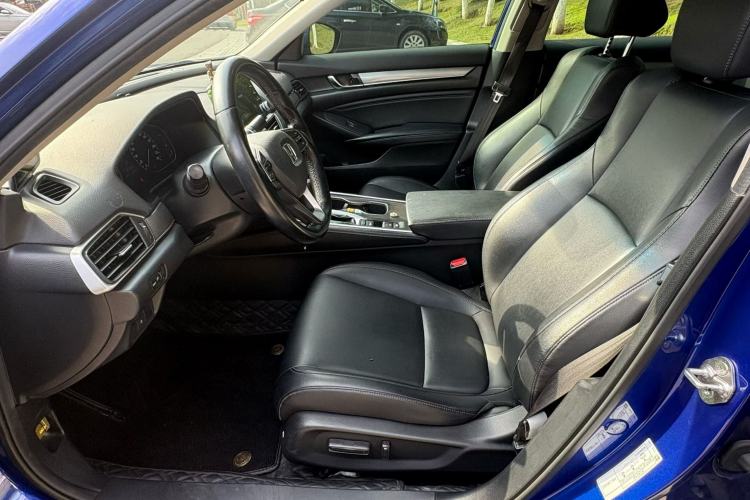 Used Honda Accord 2018 260TURBO Elite Edition China VI Interior 2