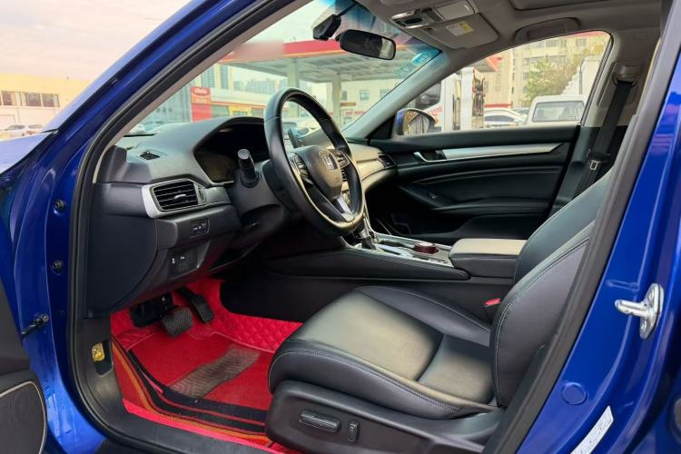 Used Honda Accord 2018 260TURBO Elite Edition China VI Interior 3