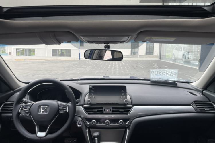 Used Honda Accord 2018 260TURBO Elite Edition China V Interior 4