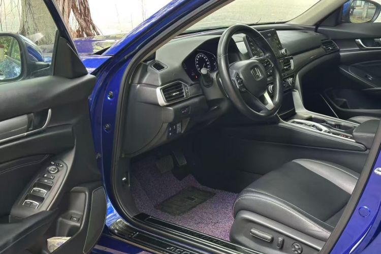 Used Honda Accord 2018 Rui Hybrid 2.0L Rui Ling Version China V Interior 4