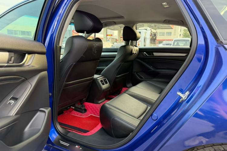 Used Honda Accord 2018 260TURBO Elite Edition China VI Interior 4