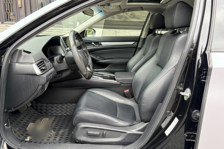 Used Honda Accord 2018 260TURBO Elite Edition China VI Interior 4