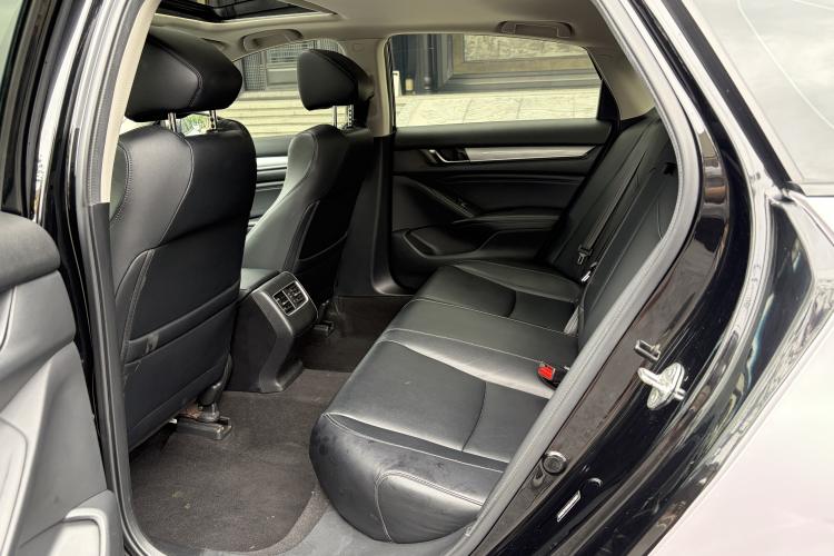 Used Honda Accord 2018 260TURBO Elite Edition China VI Interior 5