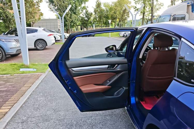 Used Honda Accord 2018 Rui Hybrid 2.0L Rui Ling Edition China VI Interior 5