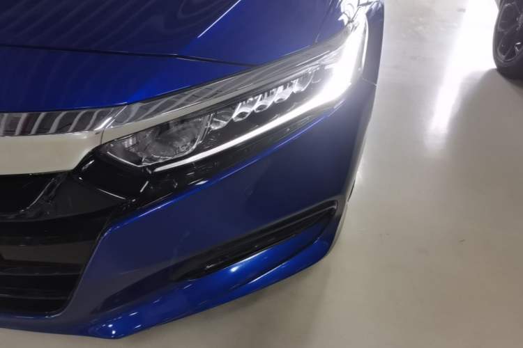 Used Honda Accord 2018 260TURBO Luxury Edition China VI Left Front Headlight