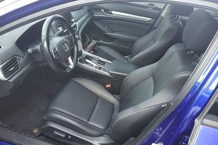 Used Honda Accord 2018 260TURBO Elite Edition China VI Left Front Seat
