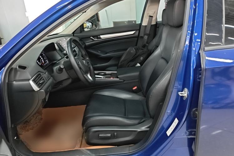 Used Honda Accord 2018 260TURBO Luxury Edition China V Emission Standard Left Front Seat