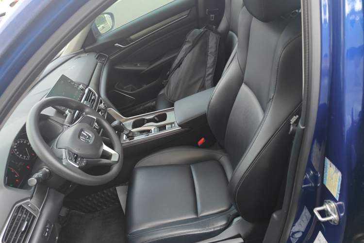 Used Honda Accord 2018 230TURBO Comfort Version National V Left Front Seat