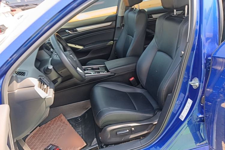 Used Honda Accord 2018 260TURBO Elite Edition China V Left Front Seat