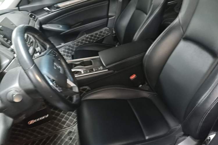 Used Honda Accord 2018 260TURBO Luxury Edition China V Emission Standard Left Front Seat