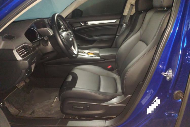 Used Honda Accord 2018 260TURBO Luxury Edition China VI Left Front Seat