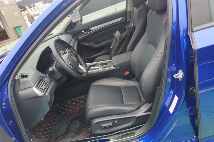 Used Honda Accord 2018 260TURBO Elite Edition China VI Left Front Seat