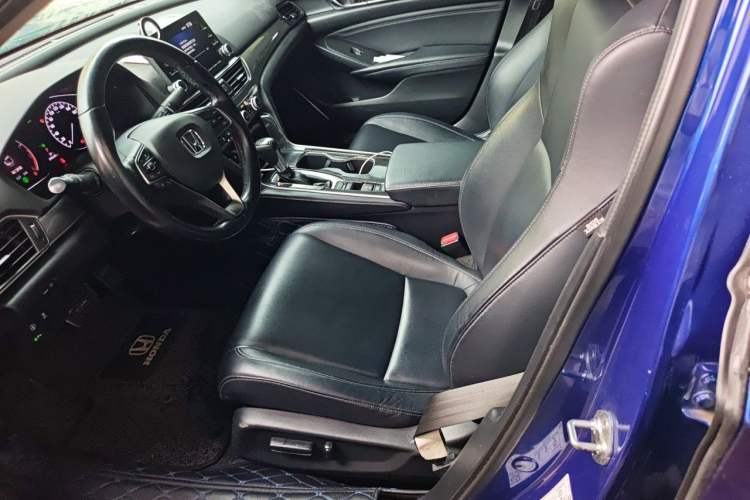 Used Honda Accord 2018 260TURBO Luxury Edition China VI Left Front Seat