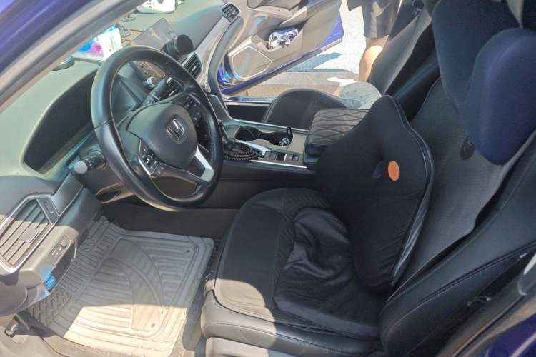 Used Honda Accord 2018 260TURBO Luxury Edition China VI Left Front Seat