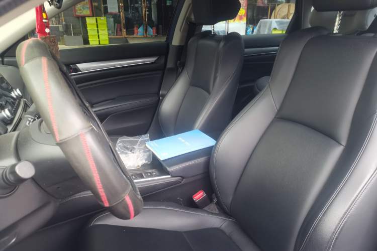 Used Honda Accord 2018 260TURBO Elite Edition China V Left Front Seat