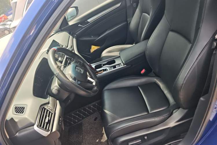 Used Honda Accord 2018 260TURBO Elite Edition China V Left Front Seat