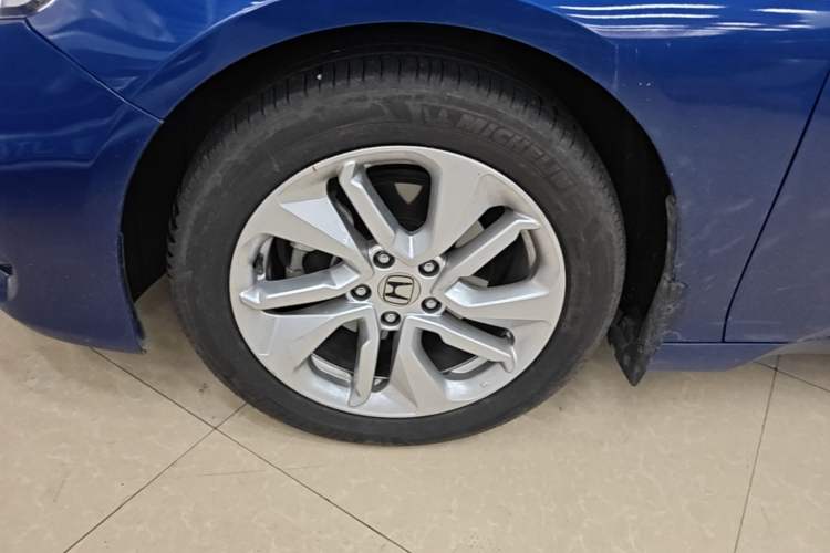 Used Honda Accord 2018 260TURBO Luxury Edition China V Emission Standard Left Front Wheel Hub