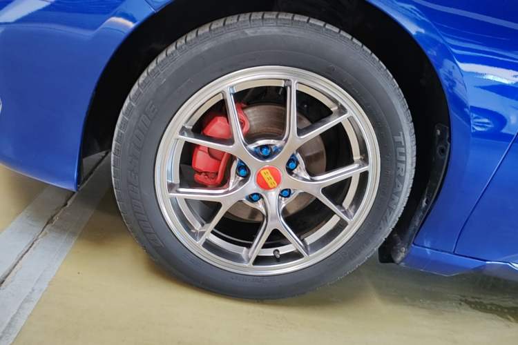 Used Honda Accord 2018 260TURBO Elite Edition China VI Left Front Wheel Hub