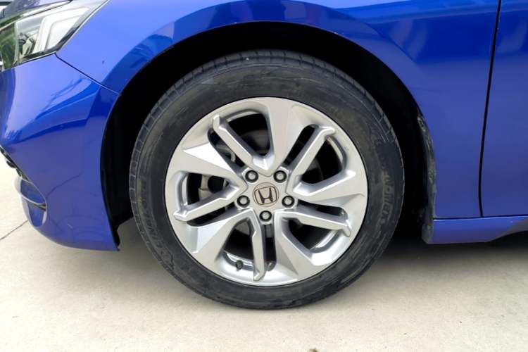 Used Honda Accord 2018 260TURBO Elite Edition China VI Left Front Wheel Hub