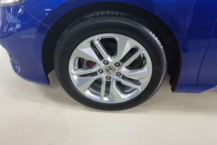 Used Honda Accord 2018 260TURBO Luxury Edition China VI Left Front Wheel Hub